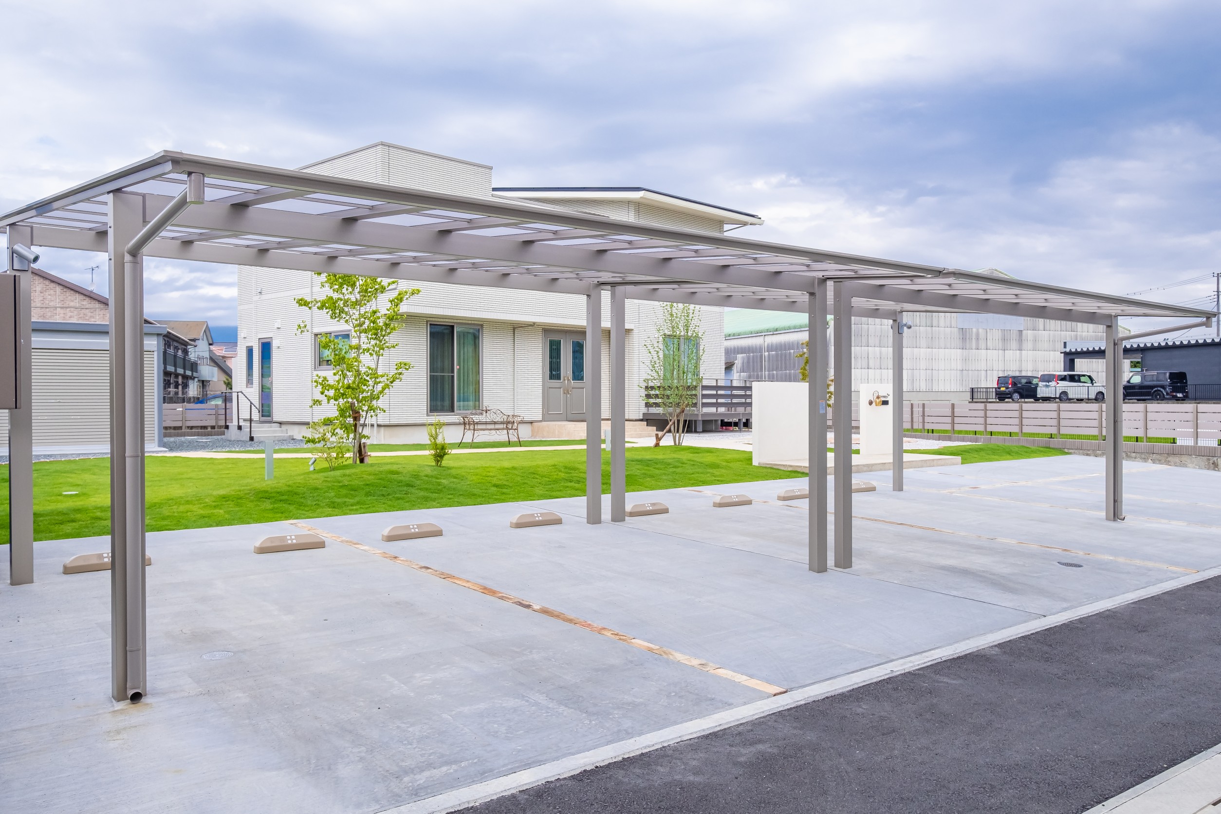 家族の心がやすらぐ、くつろぎの庭